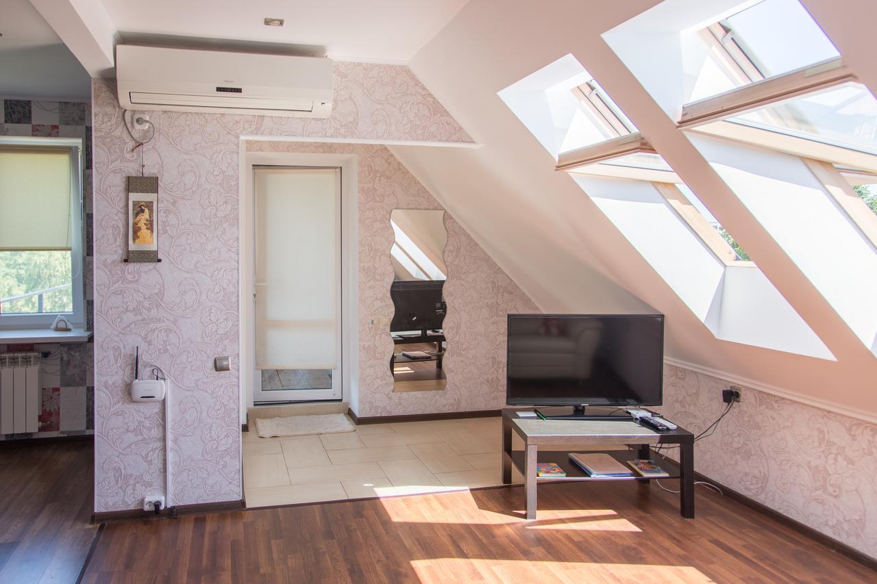 Guest House Аirport Brest Esterno foto