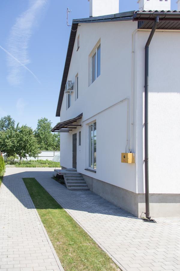 Guest House Аirport Brest Esterno foto