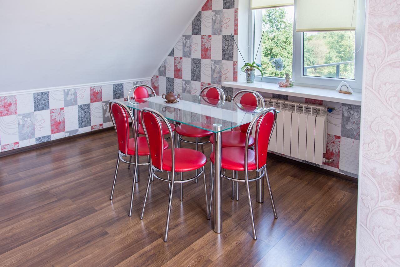 Guest House Аirport Brest Esterno foto