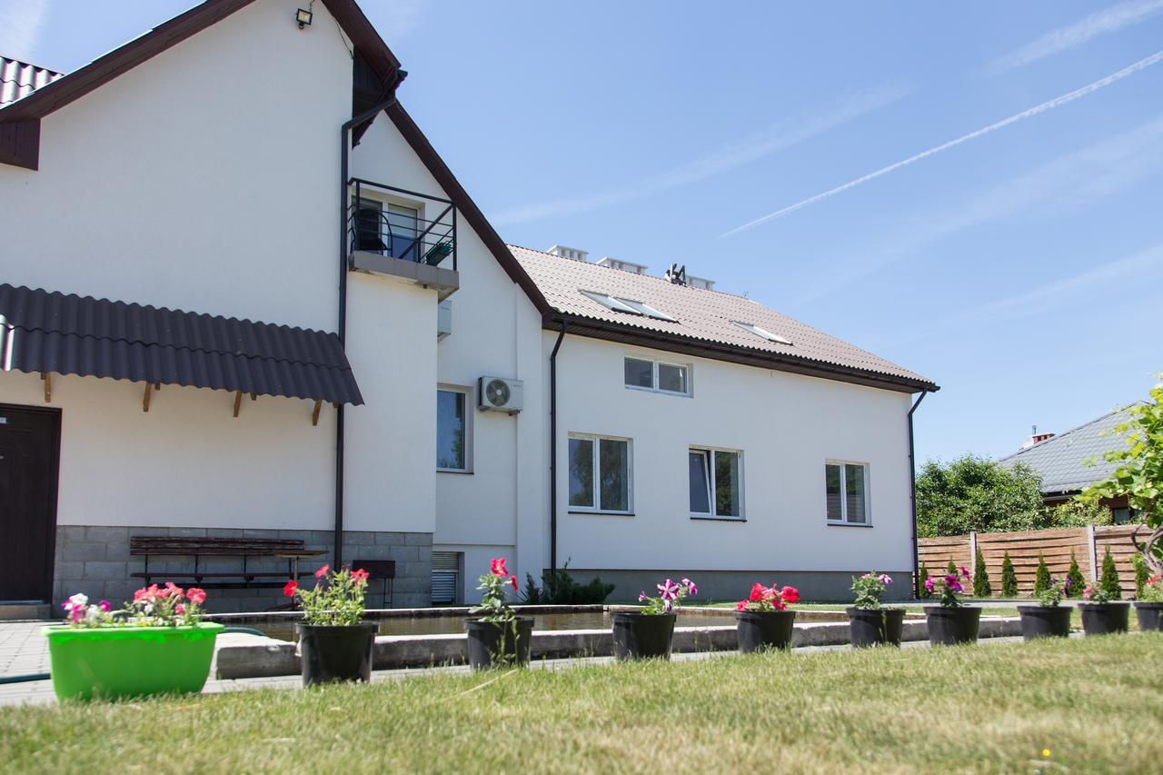 Guest House Аirport Brest Esterno foto