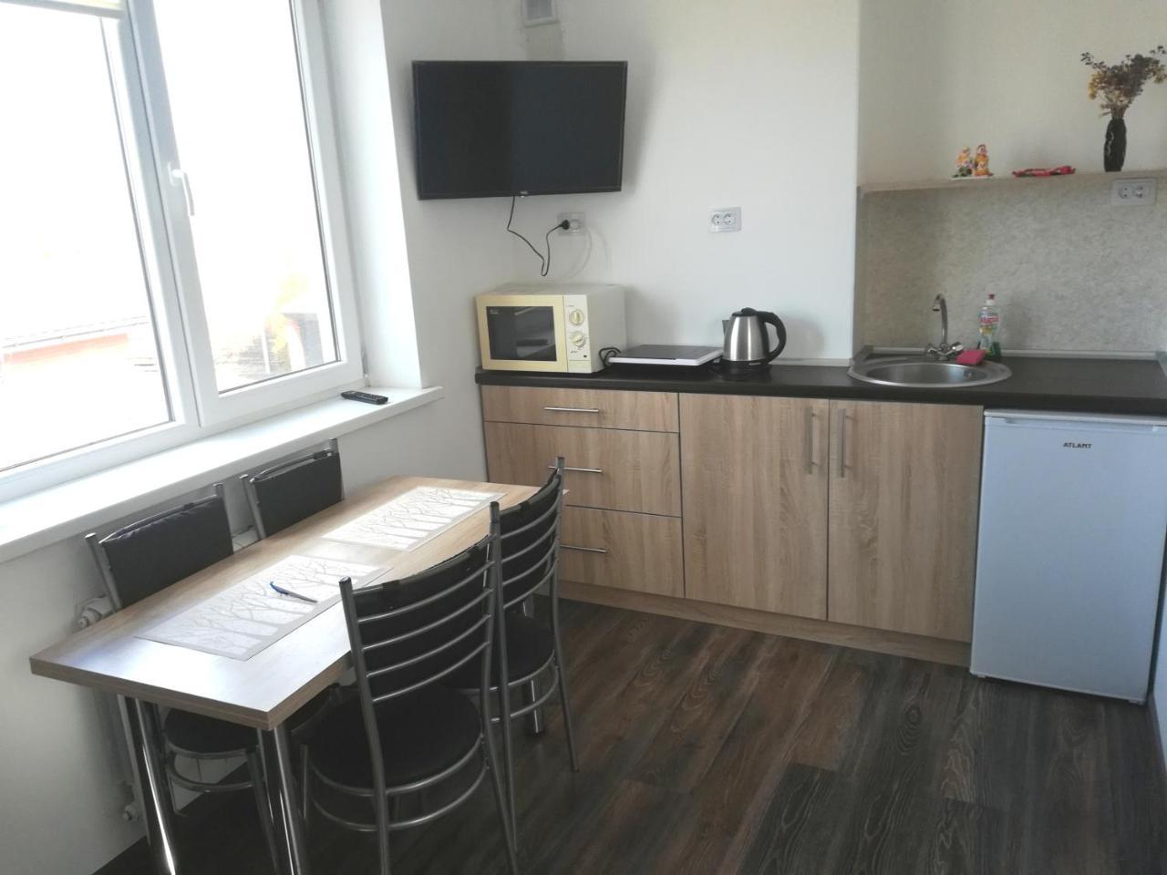 Guest House Аirport Brest Esterno foto